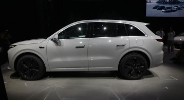 2025上海车展：理想L6智能焕新版售24.98万元起